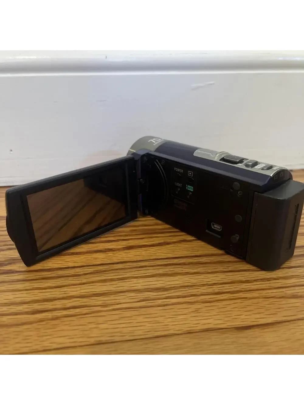 Sony Handycam DCR-SX45 (Blue) Digital Camcorder Touchscreen With Battery